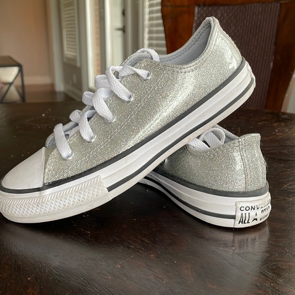 Sparkly Converse - Picture 7 of 8
